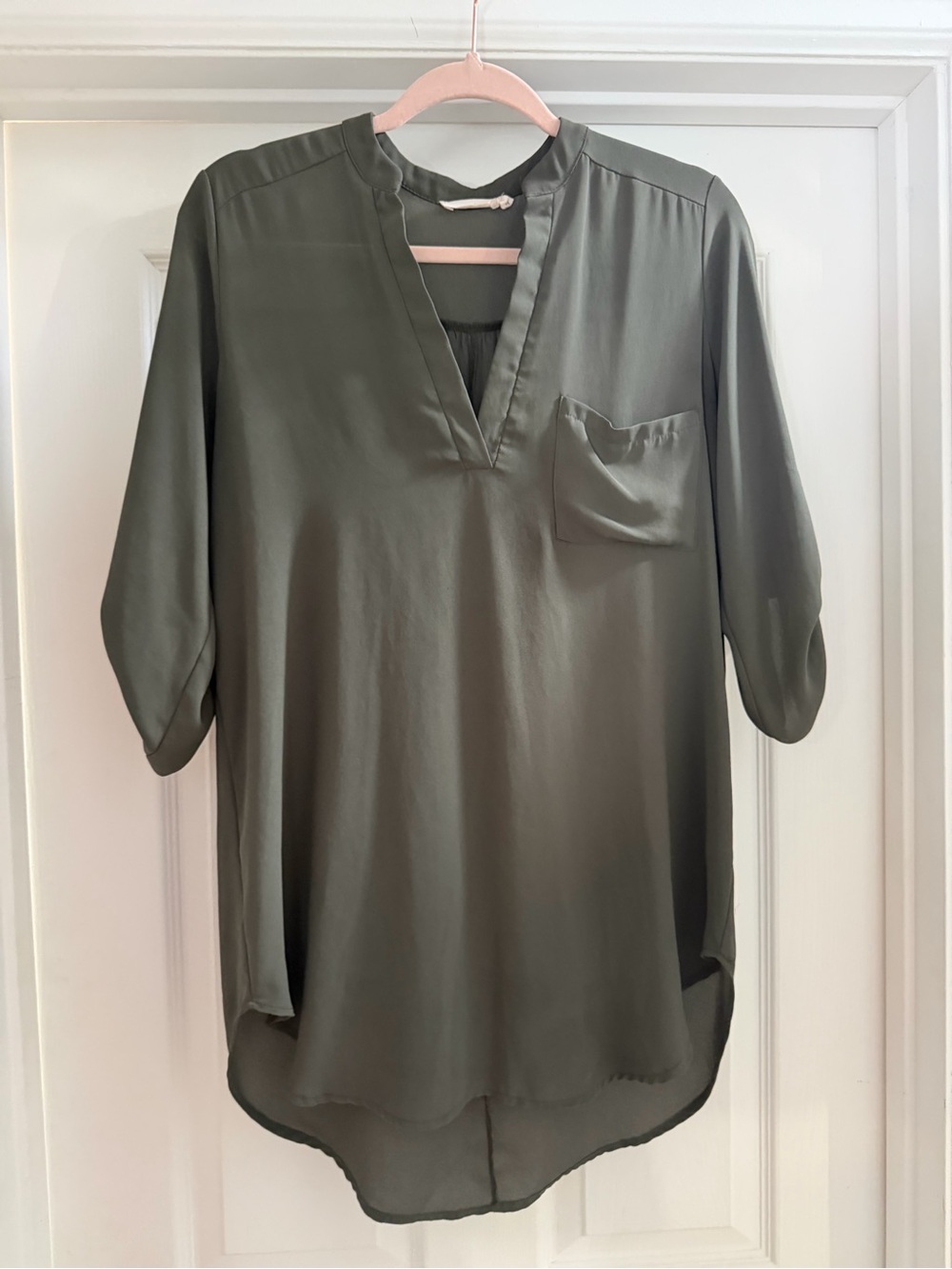 Lush (Nordstrom brand) Olive Green V-Neck Pocket Tunic